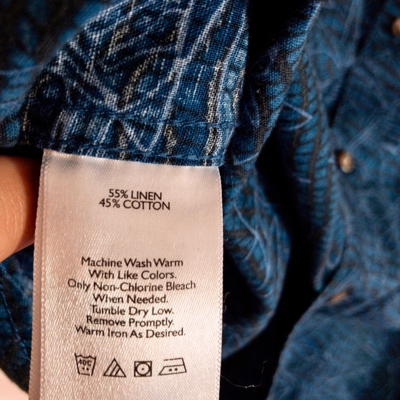 EDDIE BAUER NWOT tropical blue button down - Picture 4 of 6